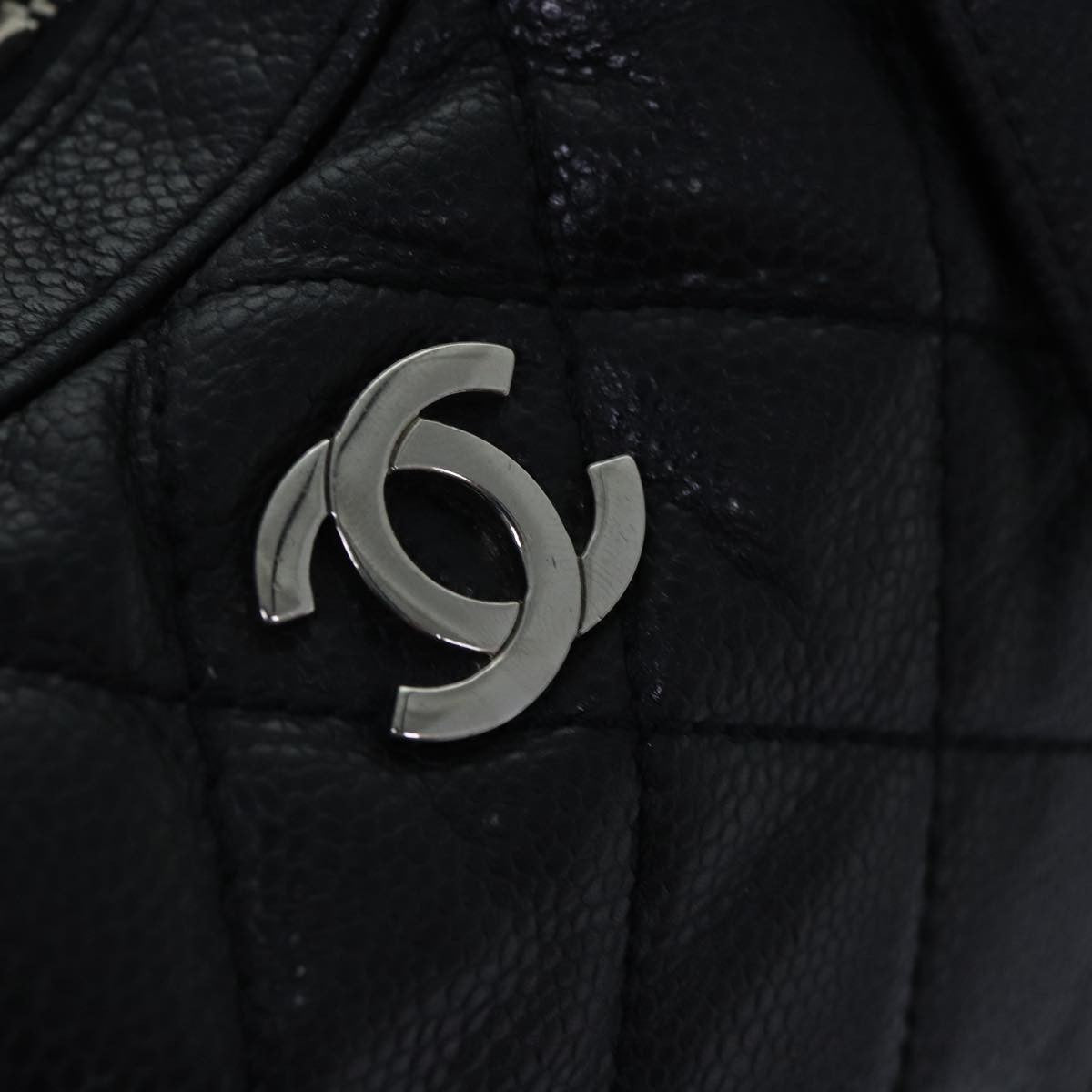 Chanel Vintage Cc Zip Around Bowler Bag Quilted Caviar Black Leather Handbag (Pre-Owned)
