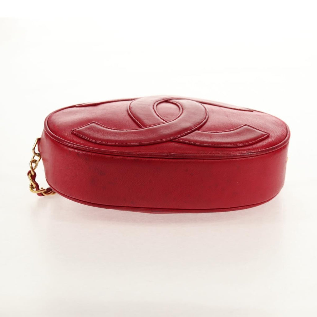 Chanel Vintage Oval Cc Tassel Crossbody Bag Leather Red Leather Shoulder Bag Bag (Pre-Owned)