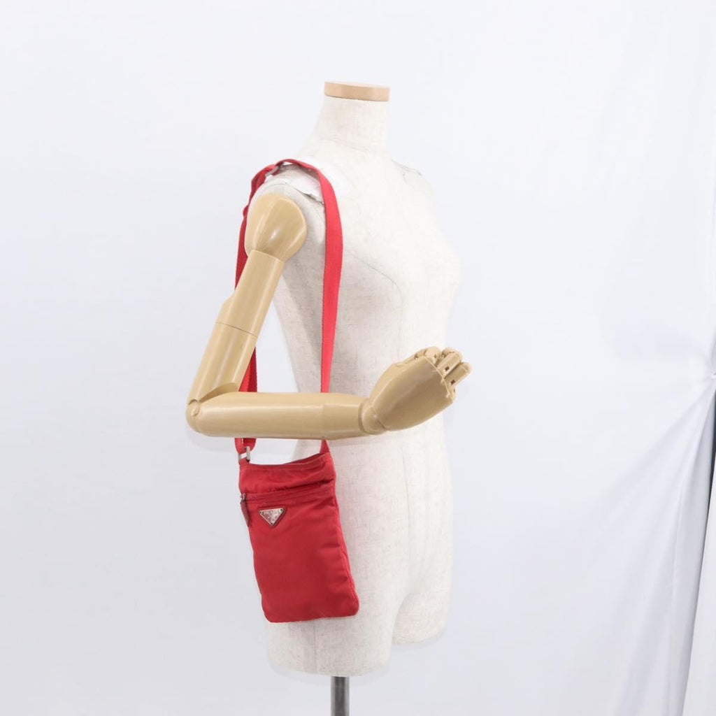 Prada Flat Messenger Bag Tessuto Red Nylon Shoulder Bag Bag (Pre-Owned)