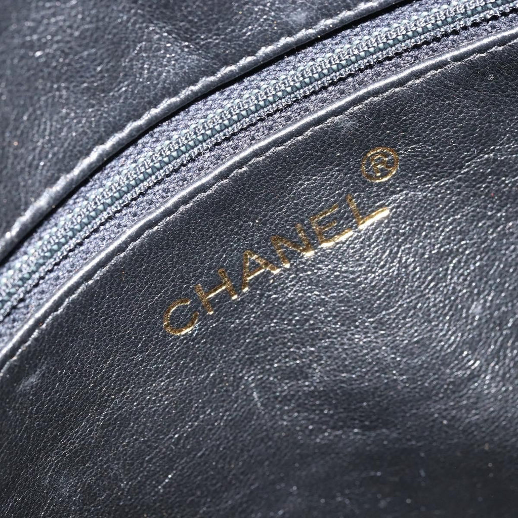 Chanel Vintage Front Pocket Cc Camera Bag Caviar Black Leather Shoulder Bag Bag (Pre-Owned)