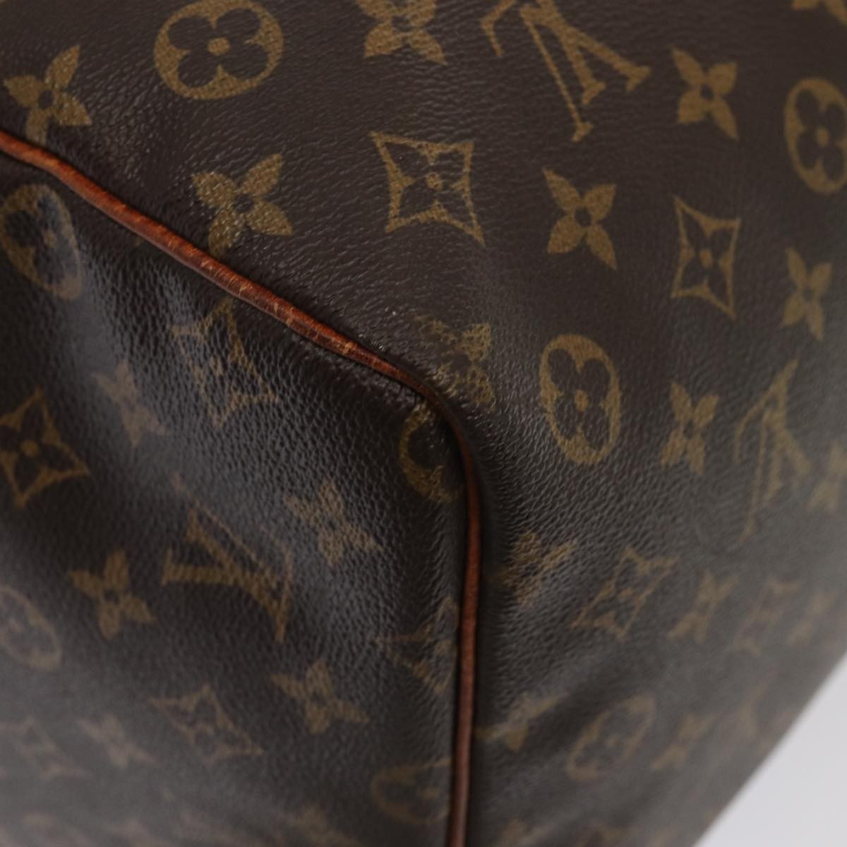 Louis Vuitton Keepall Bag Monogram Canvas Brown Canvas Travel Bag Bag (Pre-Owned)