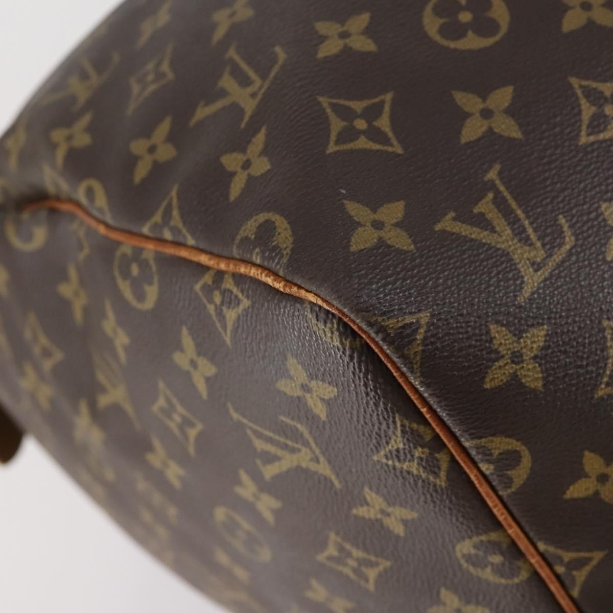 Louis Vuitton Keepall Bag Monogram Canvas Brown Canvas Travel Bag Bag (Pre-Owned)