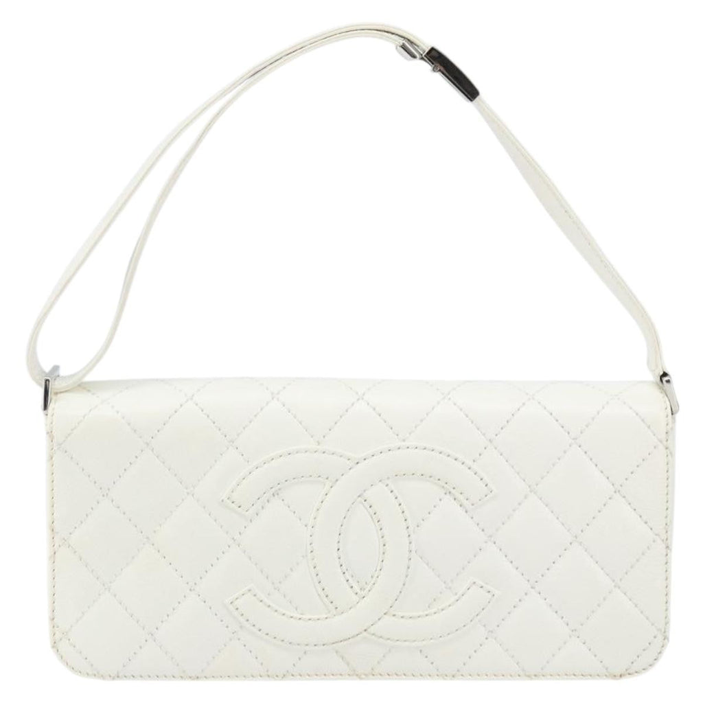 Chanel Vintage Timeless Cc Adjustable Shoulder Bag Quilted Calfskin White Leather Shoulder Bag Bag (Pre-Owned)