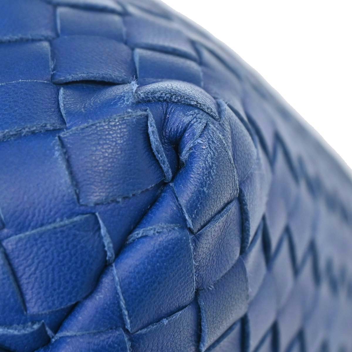 Bottega Veneta Intrecciato Handbag Leather Blue Leather Handbag (Pre-Owned)
