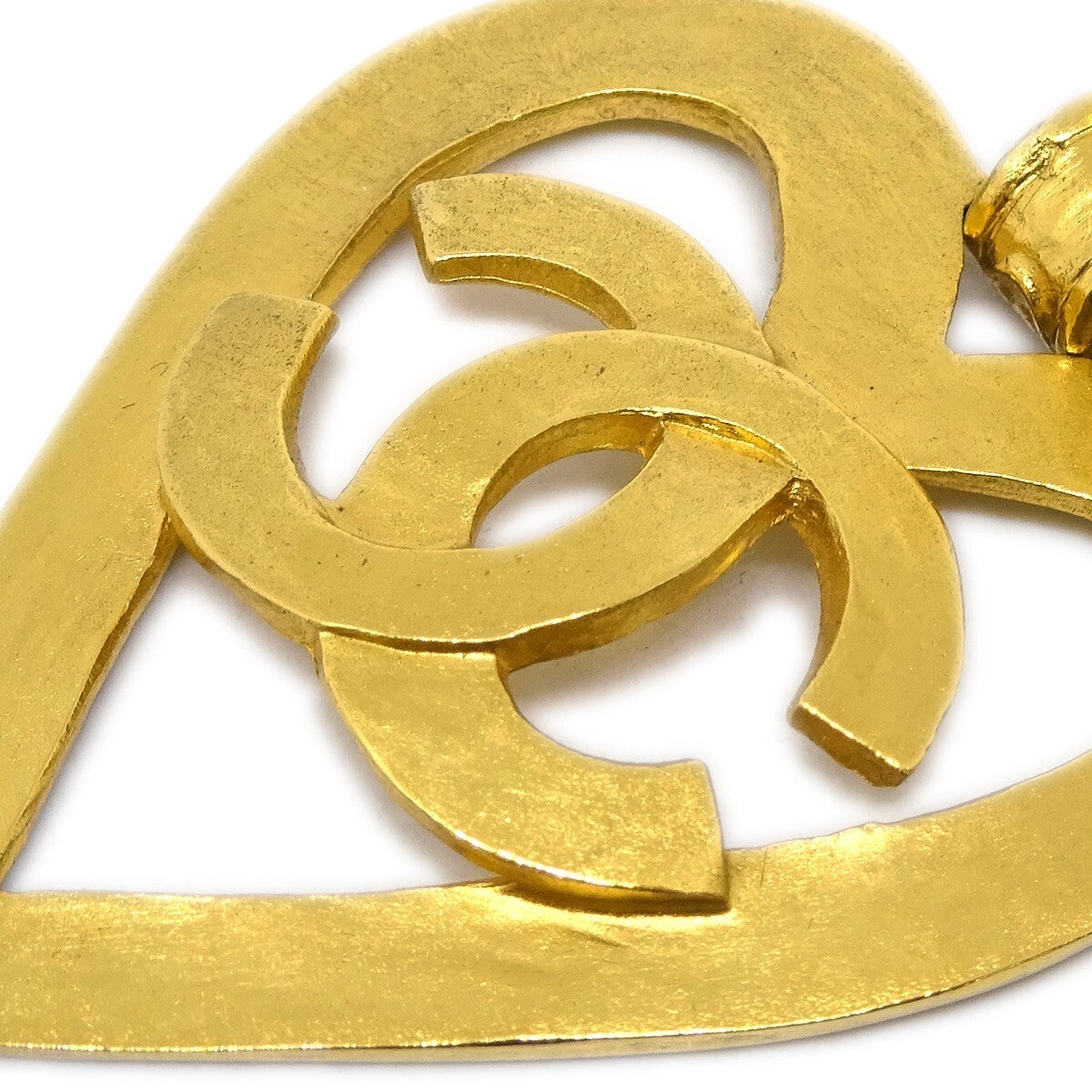 Chanel Vintage Cc Heart Cut Out Drop Clip-On Earrings Metal Gold Gold_Plated Earrings Jewelry (Pre-Owned)