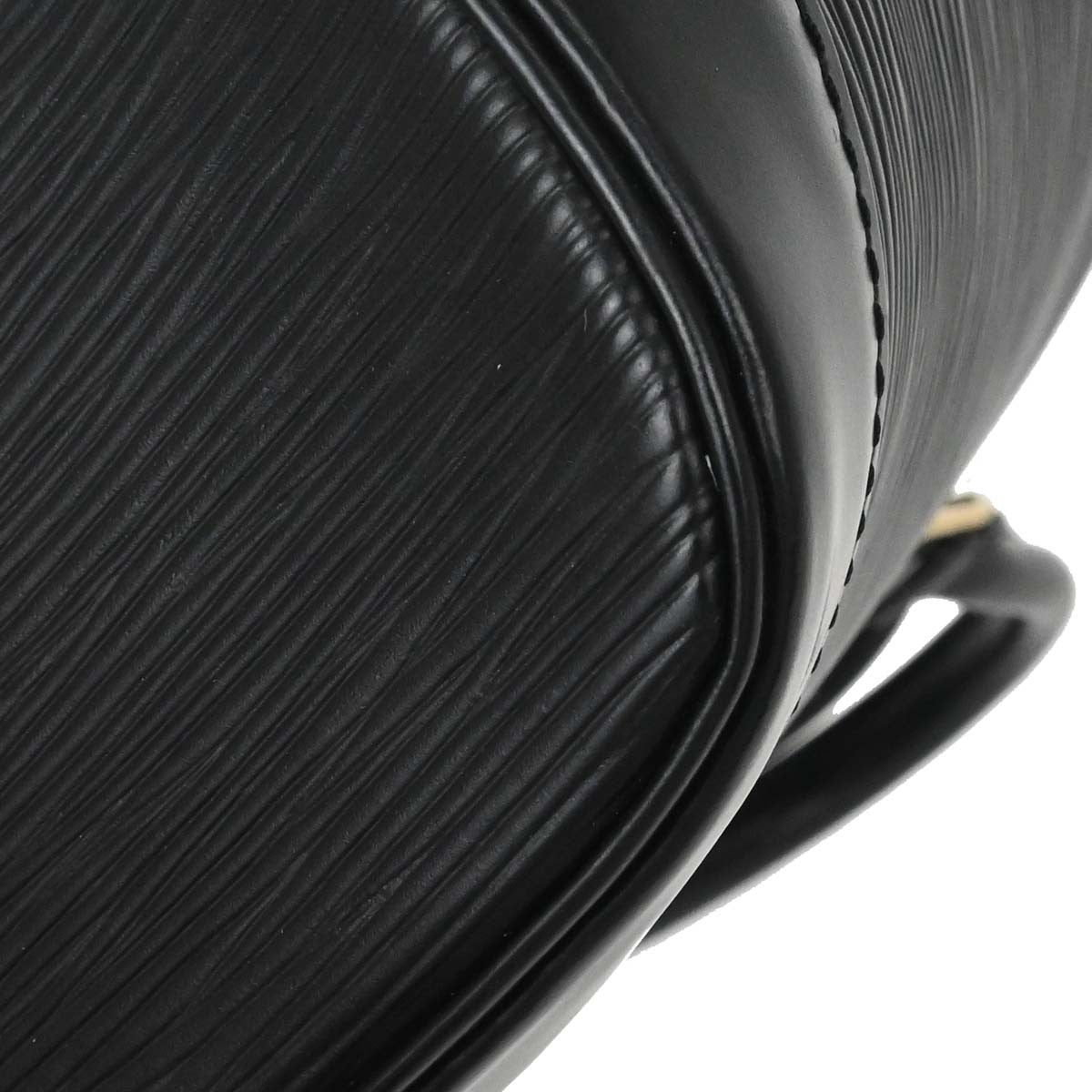 Louis Vuitton Alma Handbag Epi Leather Black Leather Handbag (Pre-Owned)