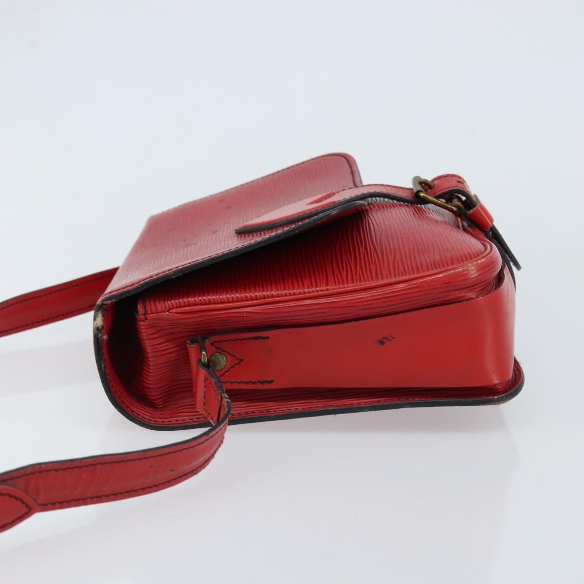 Louis Vuitton Cartouchiere Handbag Epi Leather Red Leather Shoulder Bag Bag (Pre-Owned)