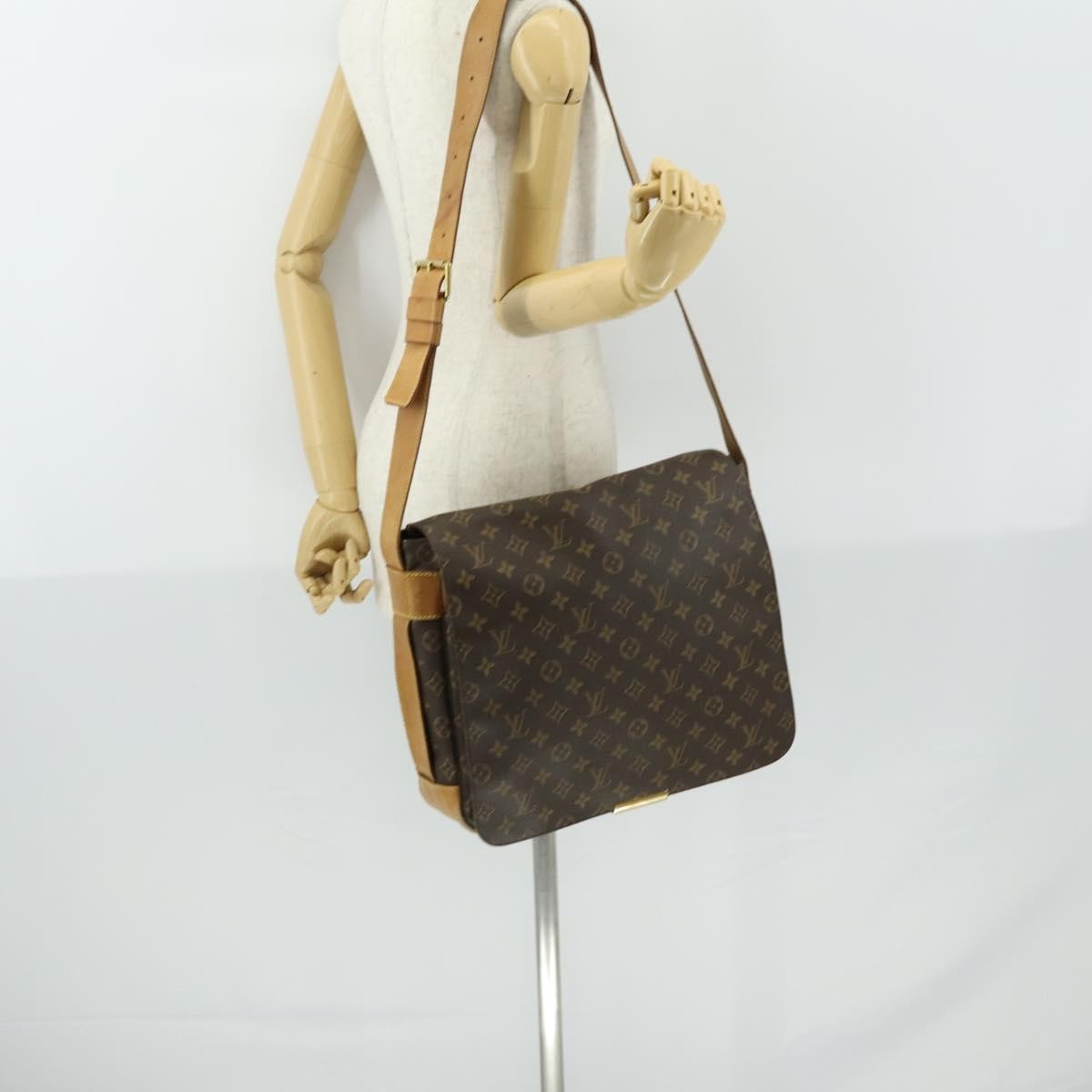 Louis Vuitton Abbesses Messenger Bag Monogram Canvas Brown Canvas Shoulder Bag Bag (Pre-Owned)
