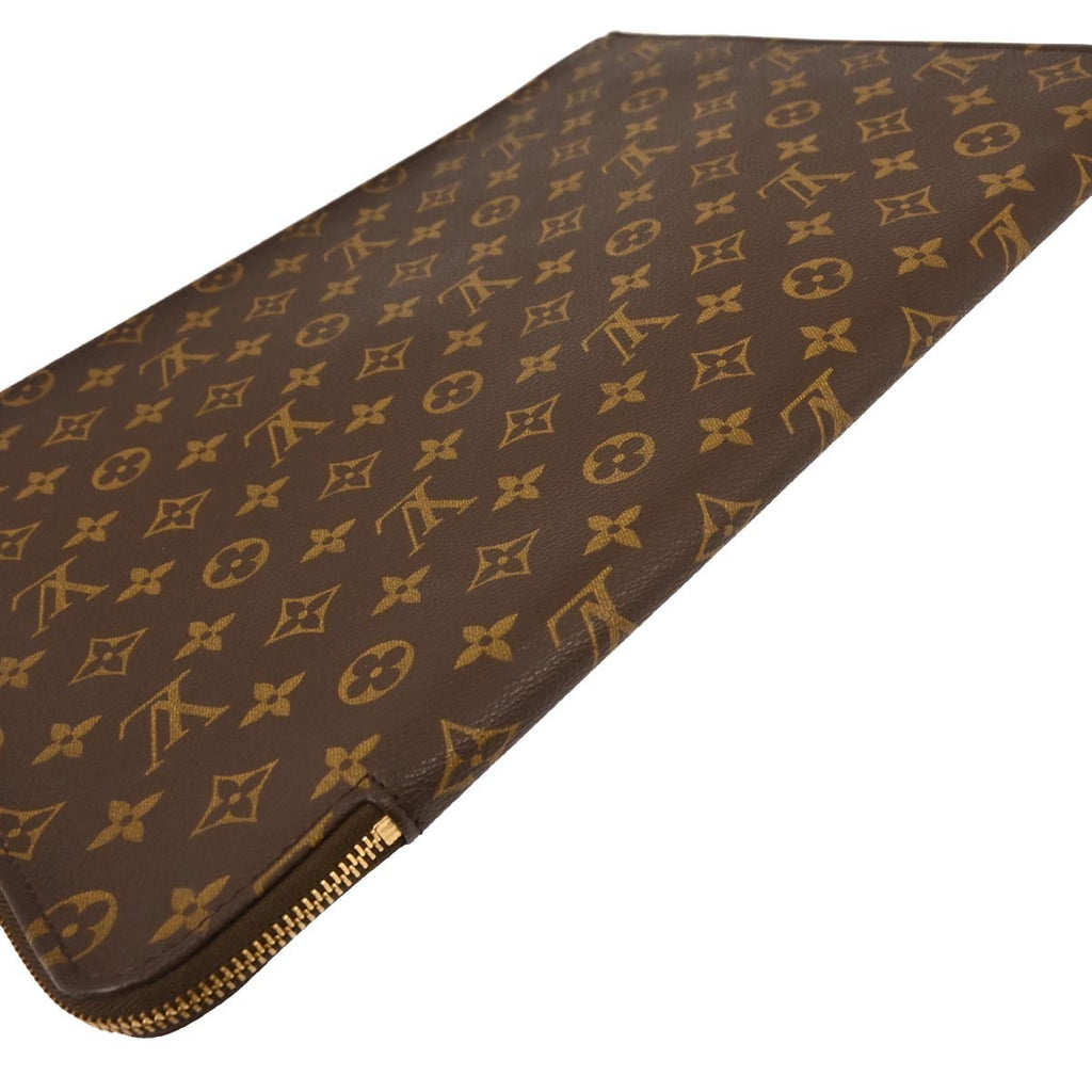 Louis Vuitton Etui Voyage Pouch Monogram Canvas Brown Canvas Clutche & Pouche Bag (Pre-Owned)