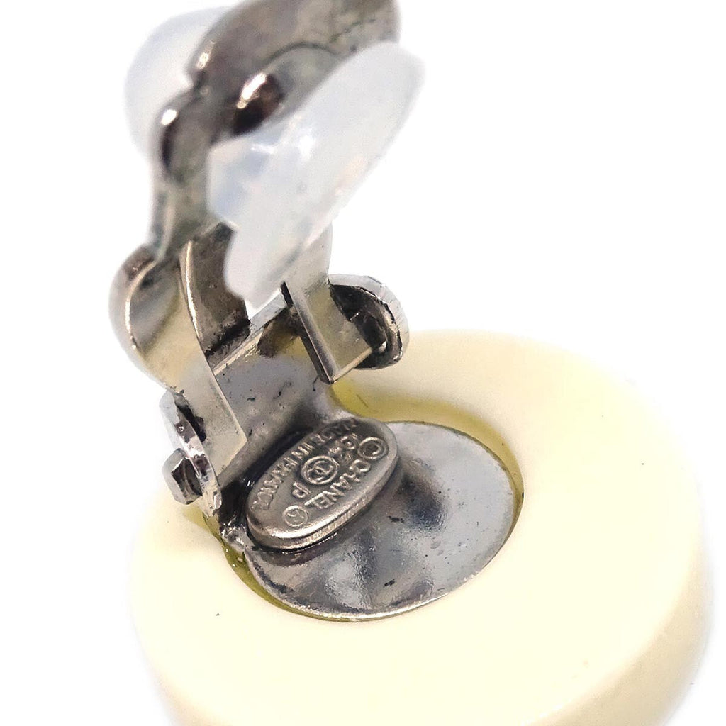 Chanel Vintage Cc Round Button Clip-On Earrings Metal Multicolour Metal Earrings Jewelry (Pre-Owned)