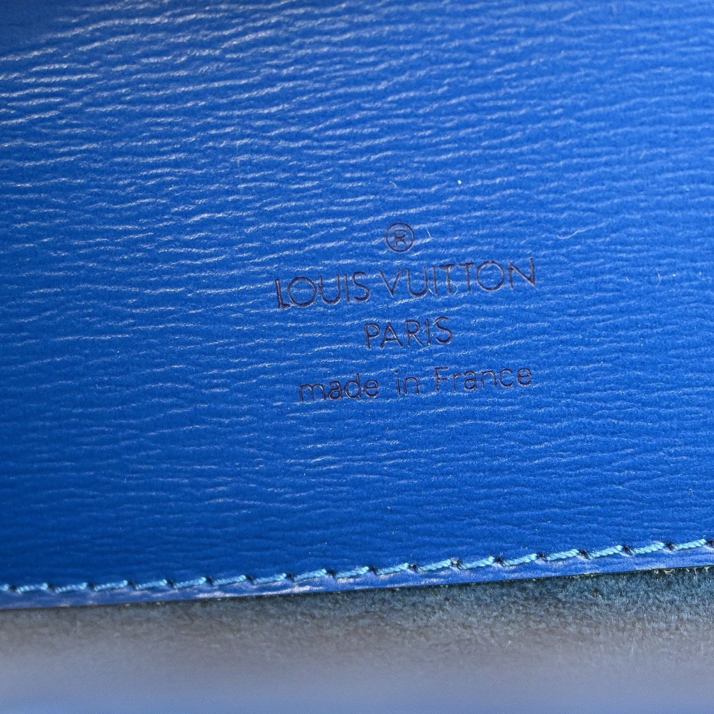 Louis Vuitton Cluny Shoulder Bag Epi Leather Blue Leather Shoulder Bag Bag (Pre-Owned)