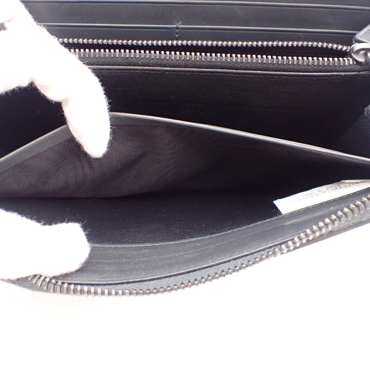 Bottega Veneta Intrecciato Long Zip  Wallet Leather Black Leather Wallets Accessory (Pre-Owned)