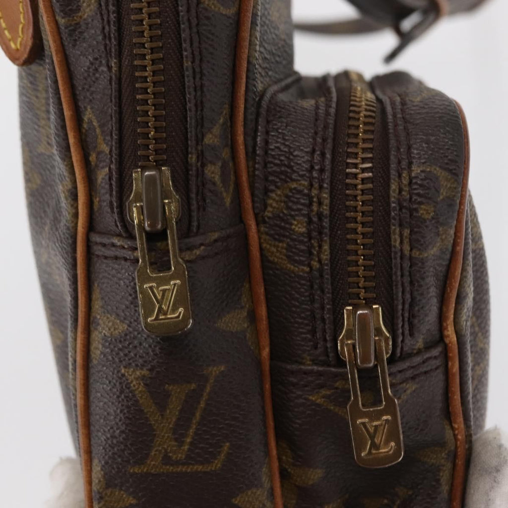 Louis Vuitton Amazone Bag Monogram Canvas Brown Canvas Shoulder Bag Bag (Pre-Owned)