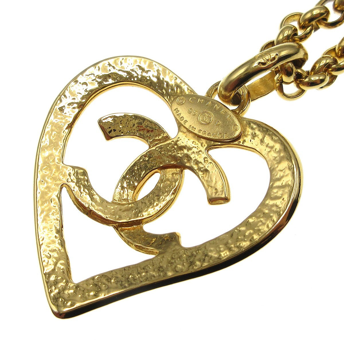 Chanel Cc Heart Pendant Necklace Metal Gold Gold_Plated Necklace Jewelry (Pre-Owned)
