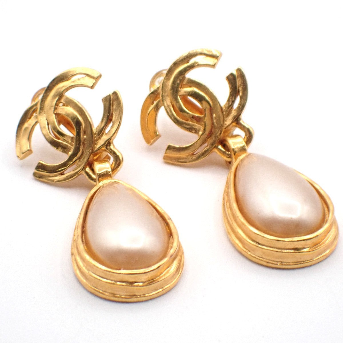 Chanel Cc Teardrop Earrings Metal With Faux Pearl Gold Gold_Plated Earrings Jewelry (Pre-Owned)