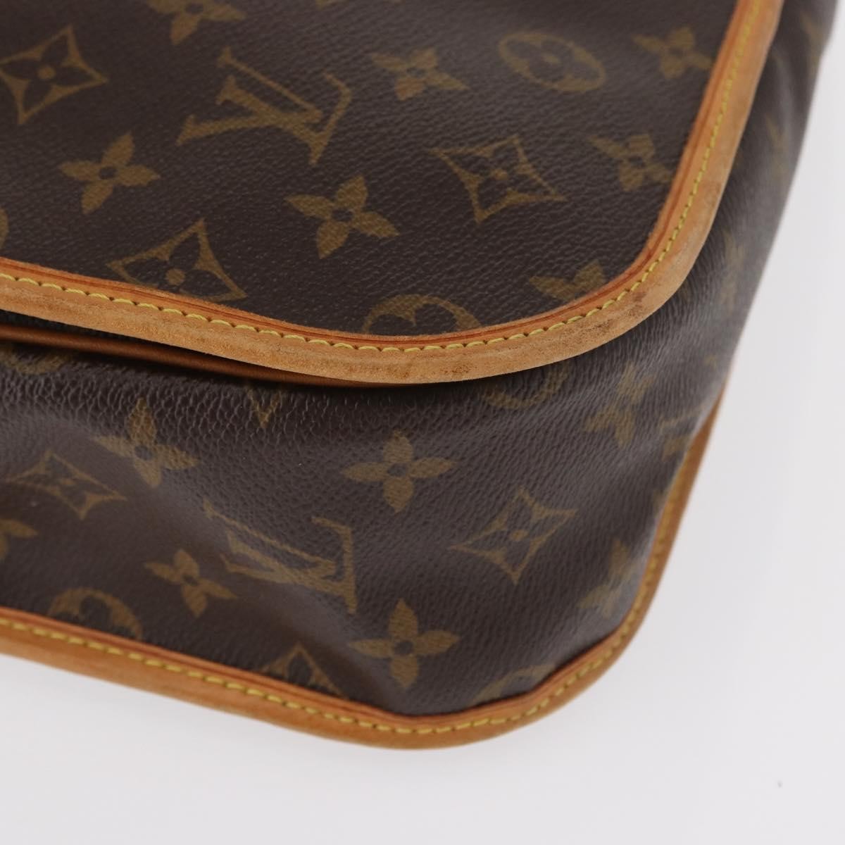 Louis Vuitton Bosphore Messenger Bag Monogram Canvas Brown Canvas Shoulder Bag Bag (Pre-Owned)