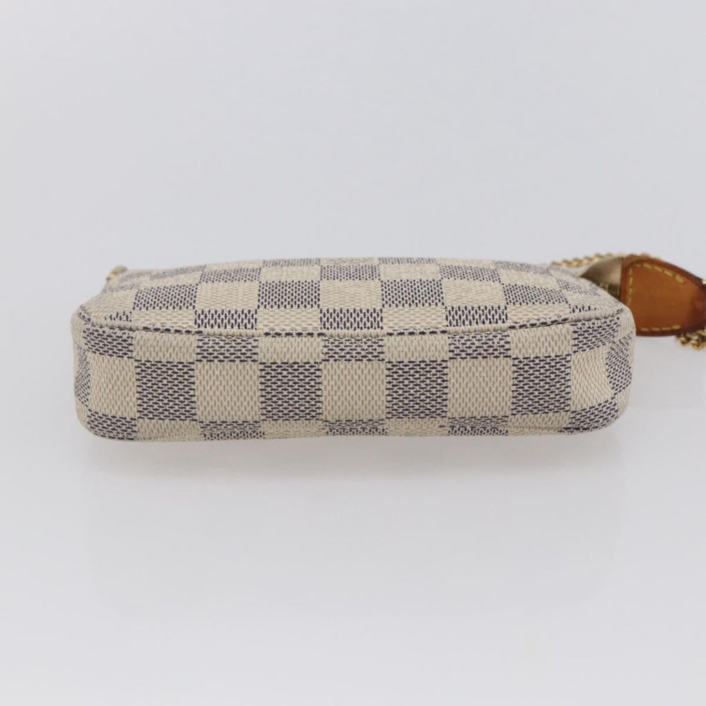 Louis Vuitton Pochette Accessoires Damier White Canvas Bag (Pre-Owned)