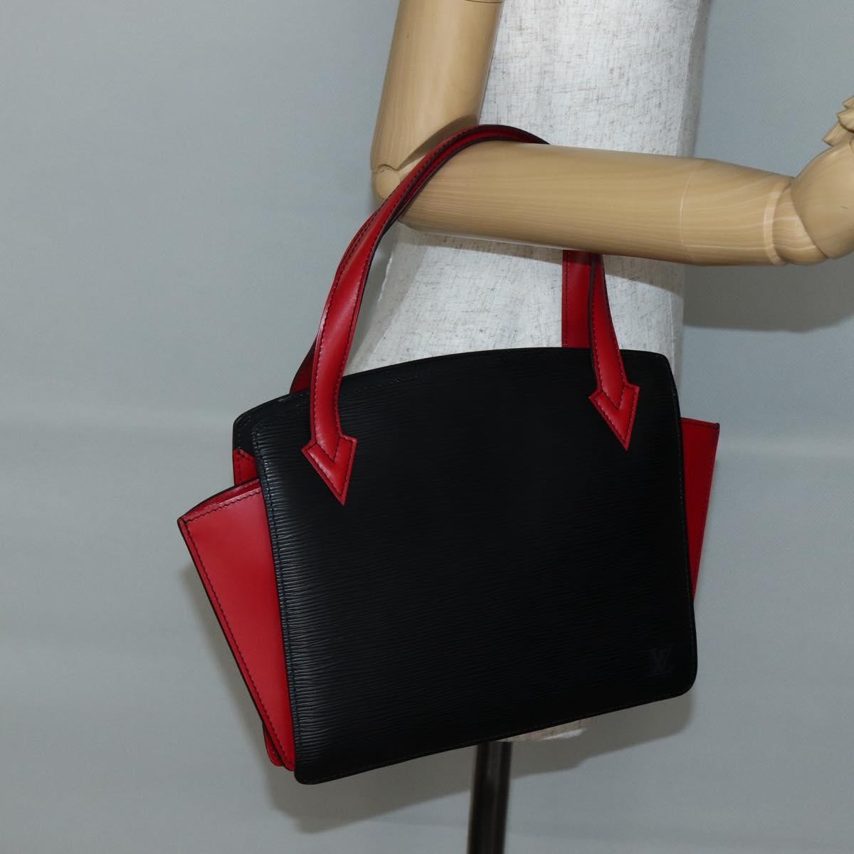 Louis Vuitton Varenne Handbag Epi Leather Black Leather Bag (Pre-Owned)