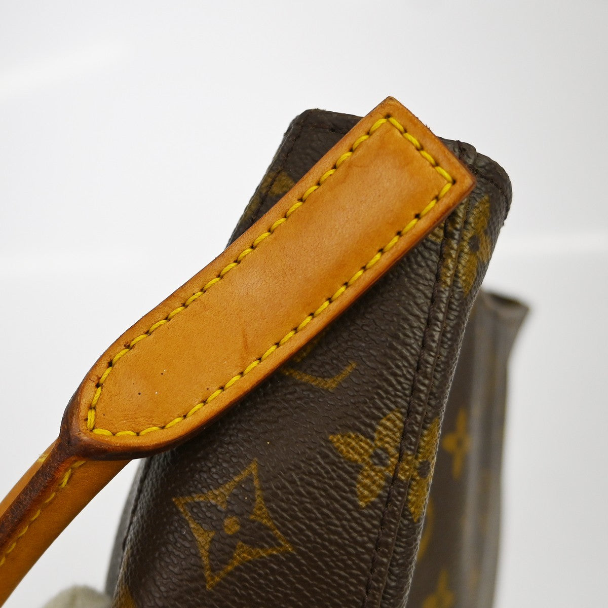 Louis Vuitton Monogram Looping Handbag Monogram Canvas Brown Canvas Handbag (Pre-Owned)