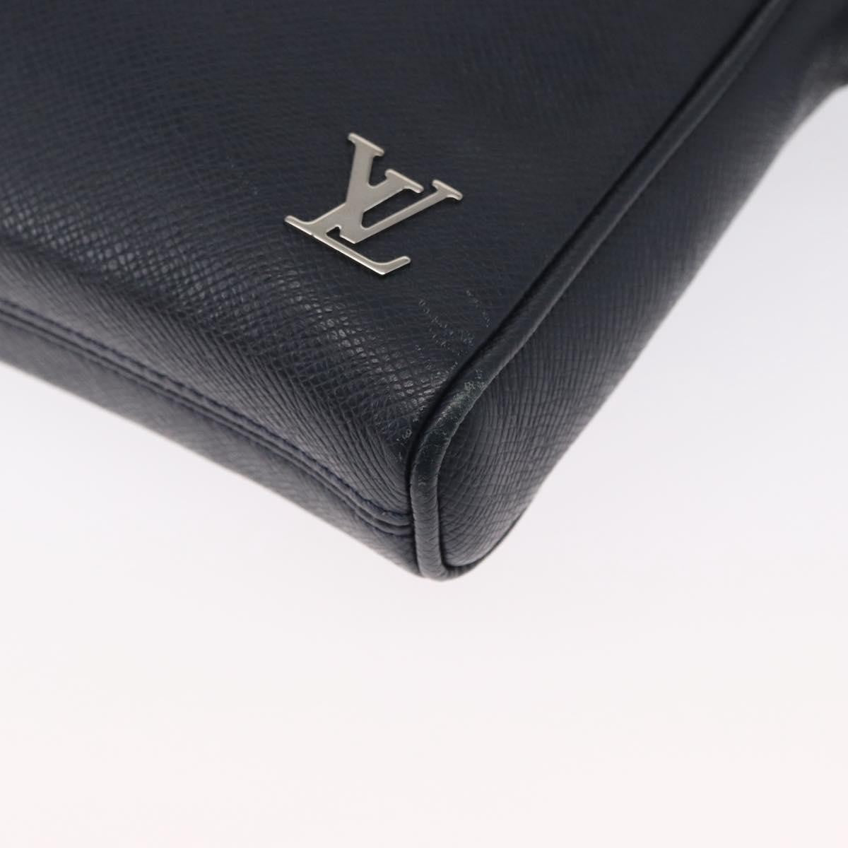 Louis Vuitton Alex Messenger Bag Taiga Leather Navy Leather Shoulder Bag Bag (Pre-Owned)