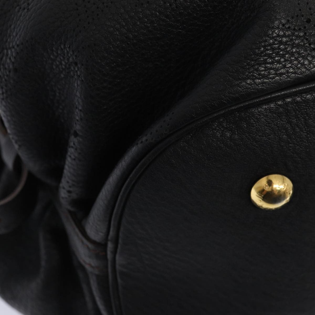 Louis Vuitton Xl Hobo Mahina Leather Black Leather Handbag (Pre-Owned)