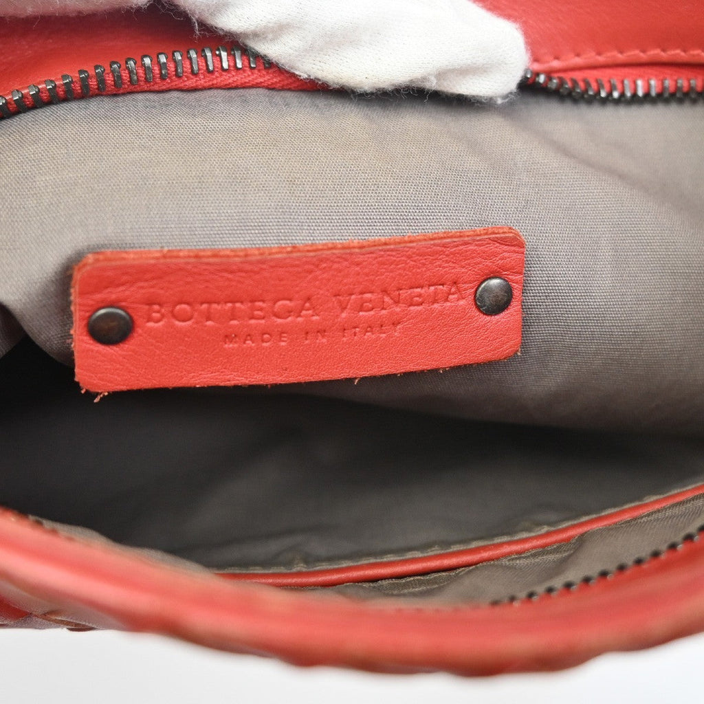 Bottega Veneta Flat Messenger Bag Intrecciato Nappa Red Leather Shoulder Bag Bag (Pre-Owned)