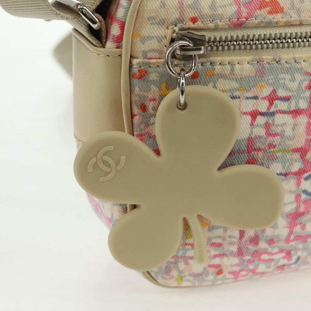 Chanel Vintage Clover Camera Bag Printed Canvas Multicolour Canvas Shoulder Bag Bag (Pre-Owned)