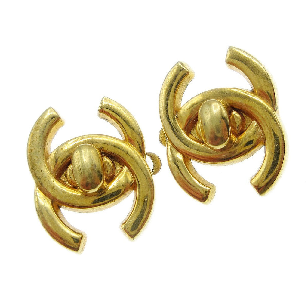Chanel Cc Turnlock Clip-On Earrings Metal Gold Gold_Plated Earrings Jewelry (Pre-Owned)