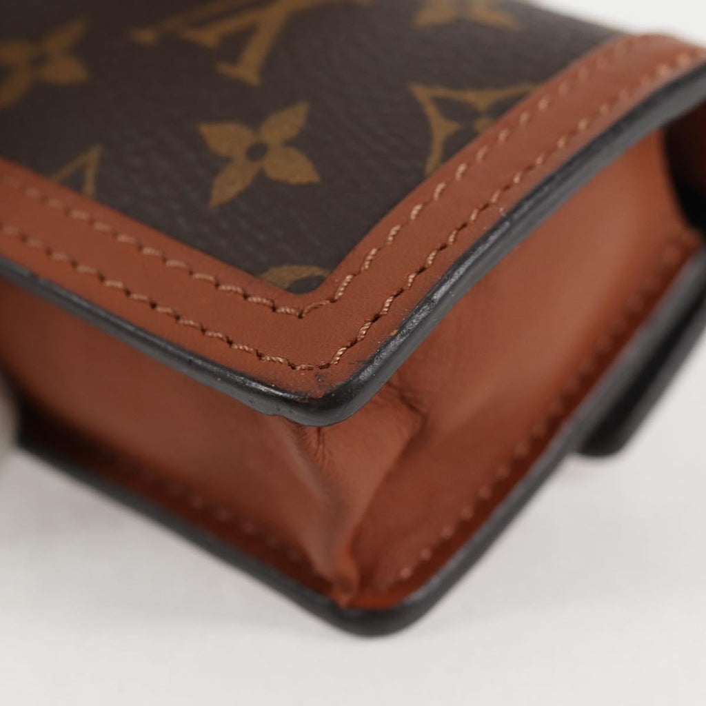 Louis Vuitton Dauphine Shoulder Bag Reverse Monogram Canvas Brown Canvas Clutche & Pouche Bag (Pre-Owned)