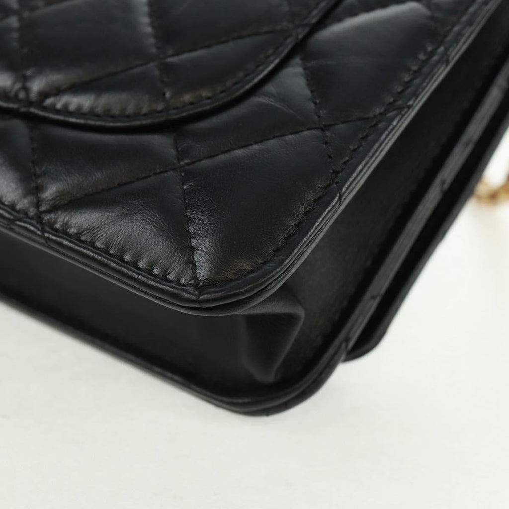 Chanel Lucky Charms Reissue 2.55 Flap Bag Leather Black Leather Shoulder Bag Bag (Pre-Owned)