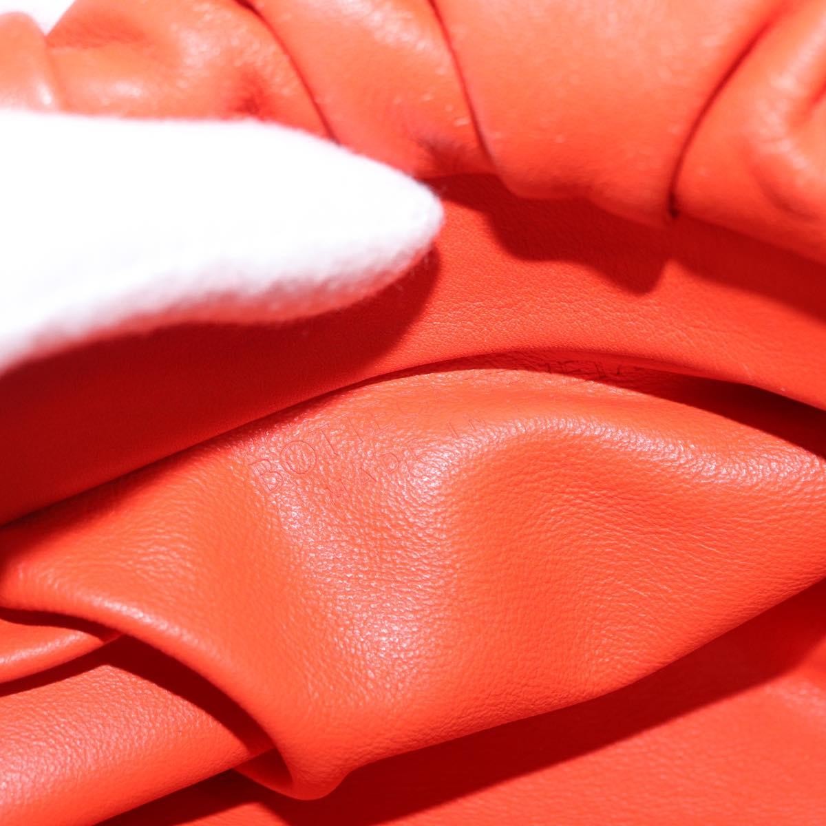 Bottega Veneta The Chain Pouch Leather Orange Leather Clutche & Pouche Bag (Pre-Owned)