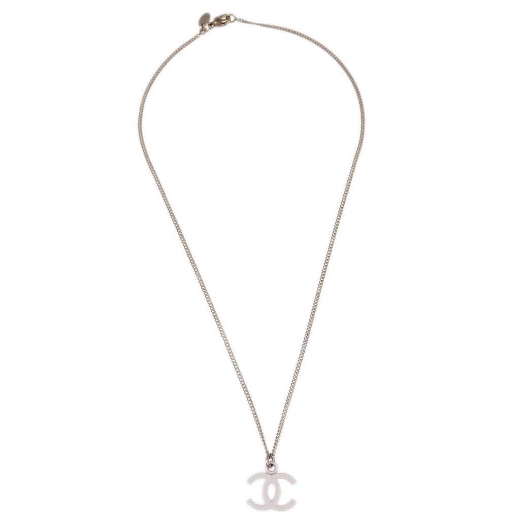 Chanel Vintage Cc Pendant Long Necklace Metal Silver Silver_Plated Necklace Jewelry (Pre-Owned)