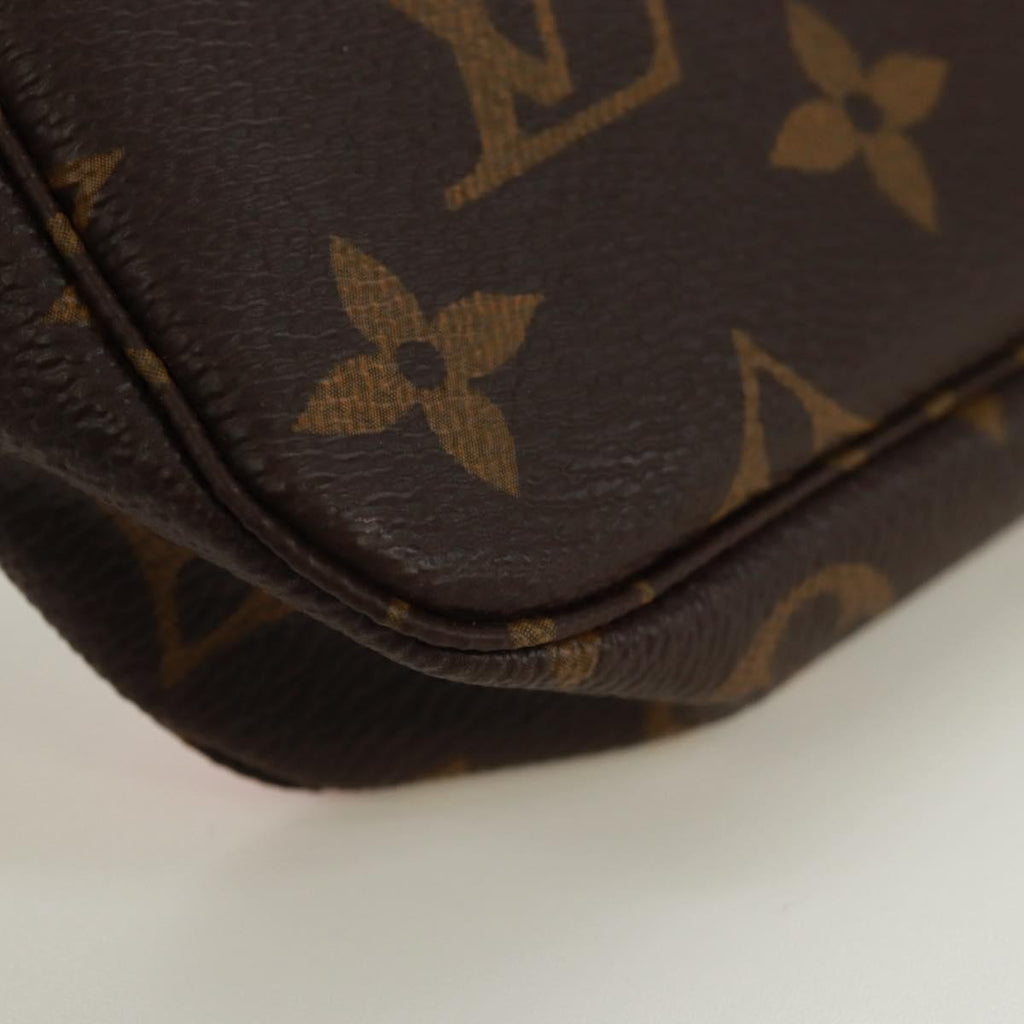 Louis Vuitton Pochette Accessoires Limited Edition Christmas Animation Monogram Canvas Multicolour Canvas Clutche & Pouche Bag (Pre-Owned)