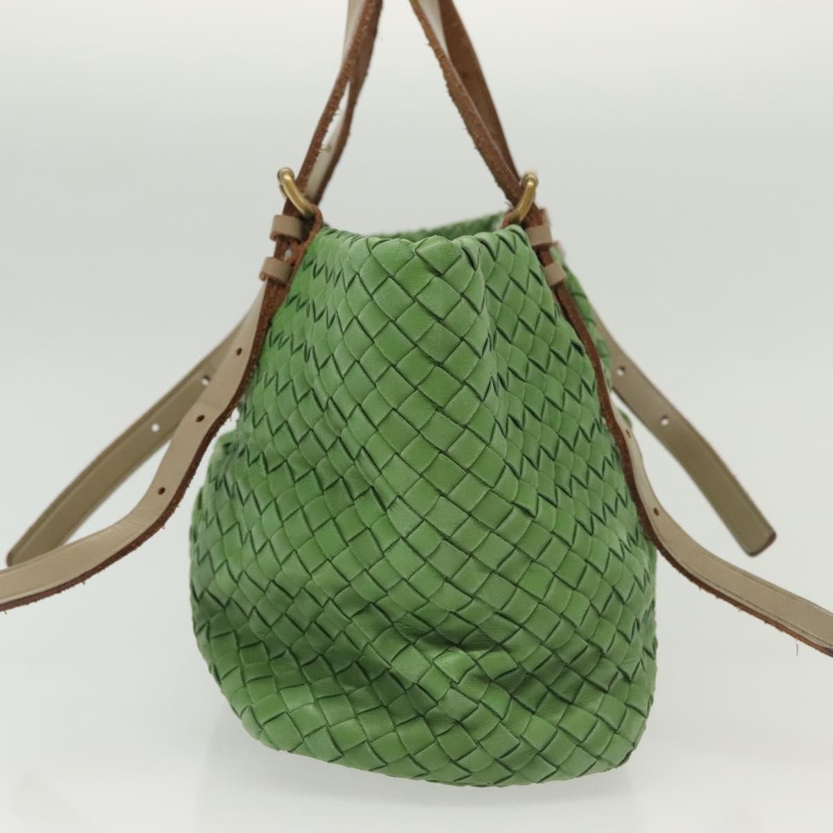 Bottega Veneta Intrecciato Leather Green Leather Handbag (Pre-Owned)
