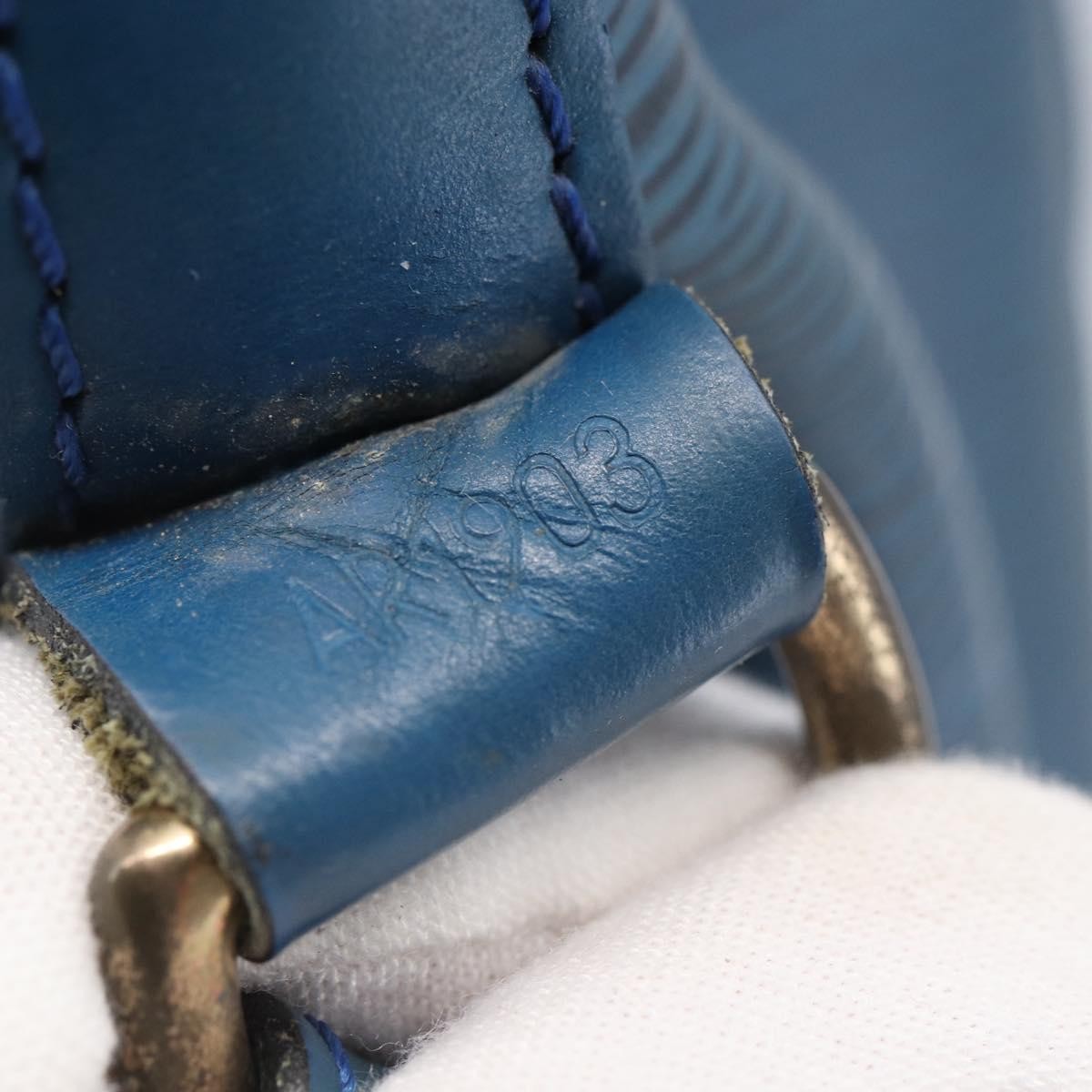 Louis Vuitton Noe Handbag Epi Leather Blue Leather Shoulder Bag Bag (Pre-Owned)