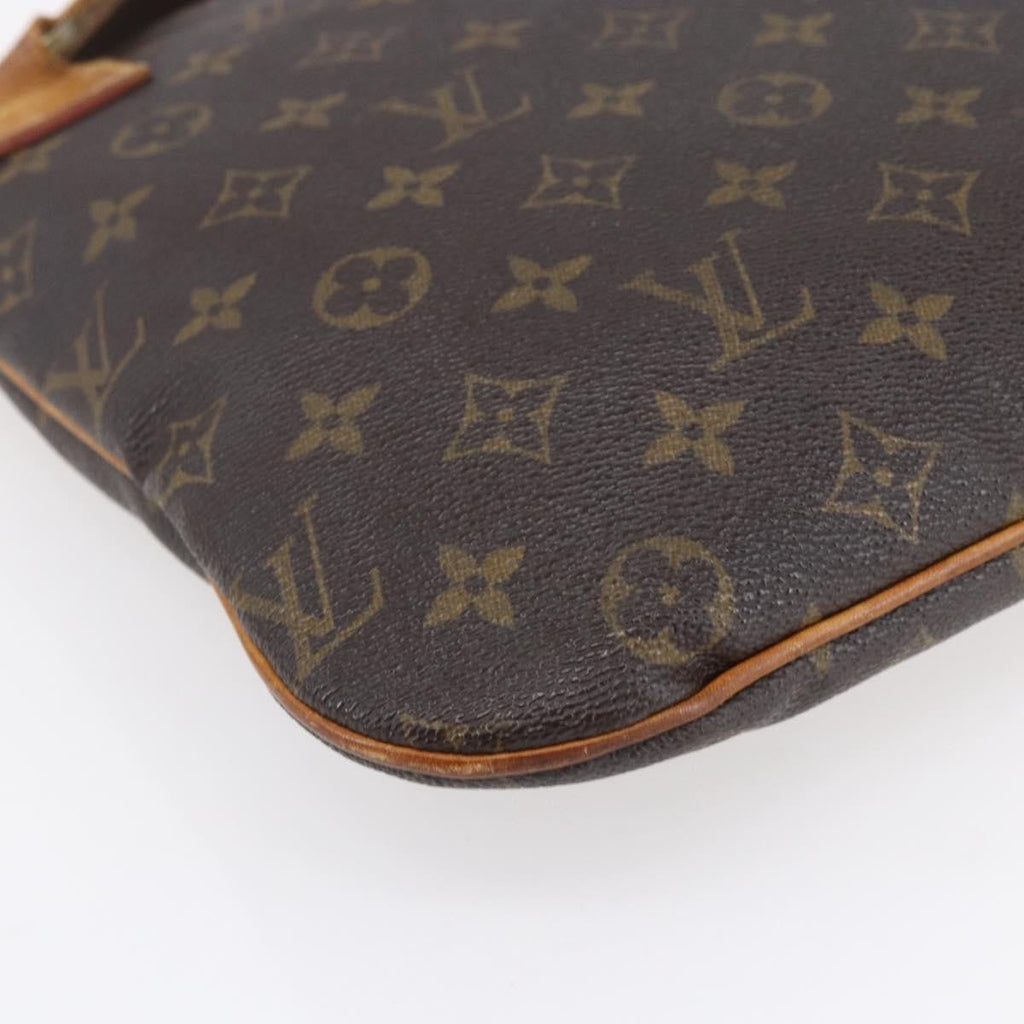 Louis Vuitton Bosphore Pochette Monogram Canvas Brown Canvas Shoulder Bag Bag (Pre-Owned)