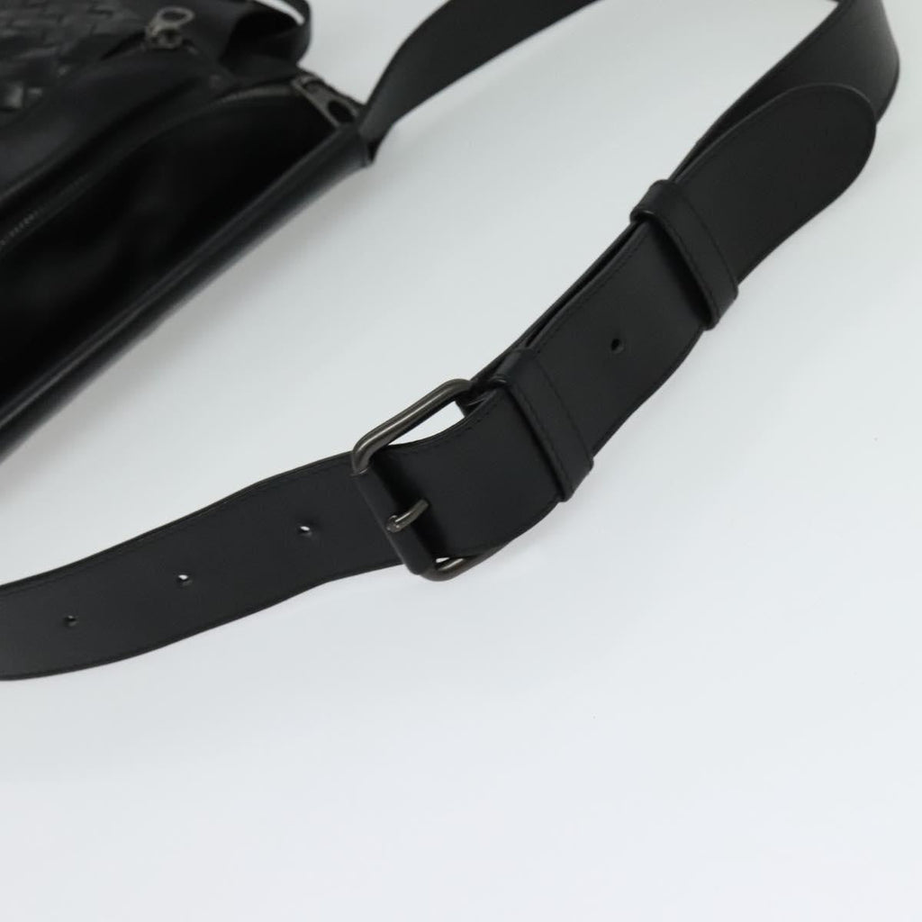 Bottega Veneta Utility Waist Bag Leather With Intrecciato Black Leather Shoulder Bag Bag (Pre-Owned)