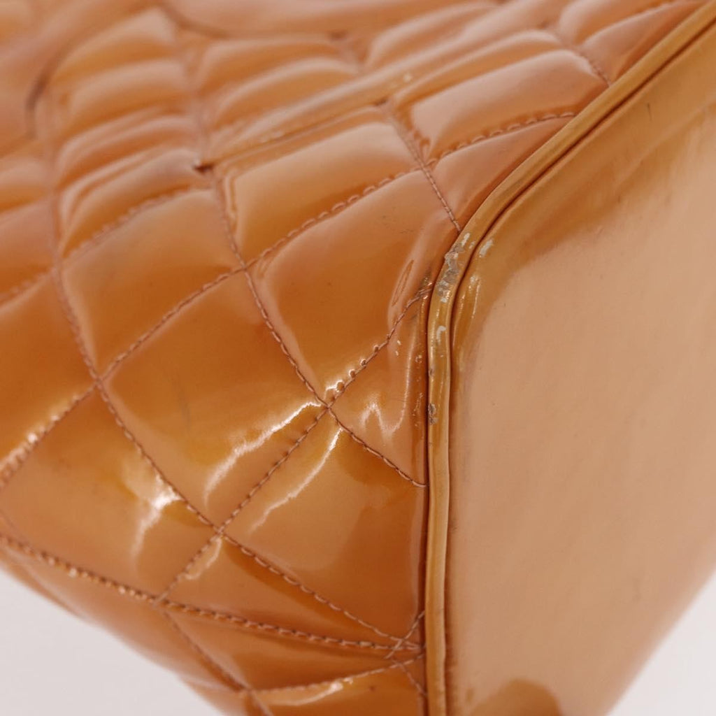 Chanel Medallion Tote Quilted Patent Beige Patent_Leather Tote Bag Bag (Pre-Owned)