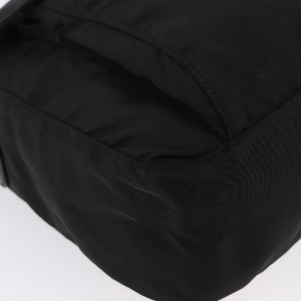 Prada Buckle Messenger Bag Tessuto Black Nylon Shoulder Bag Bag (Pre-Owned)
