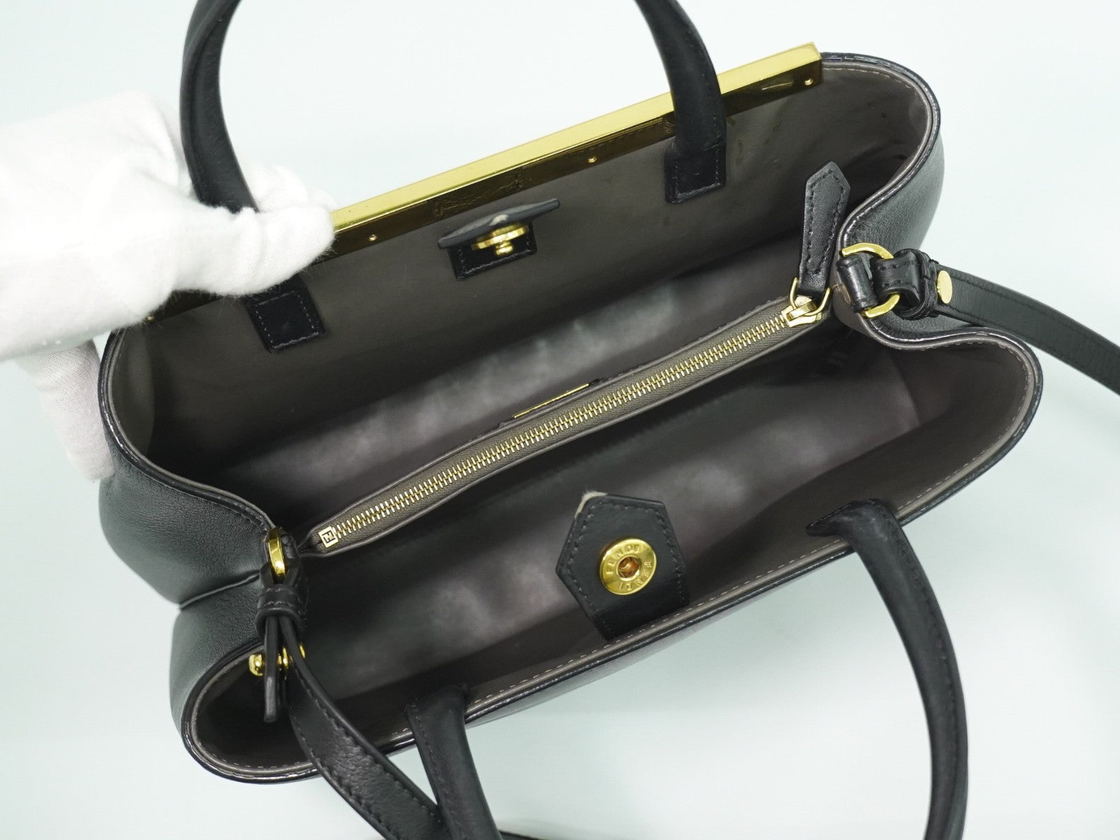 Fendi 2Jours Bag Leather Black Leather Handbag (Pre-Owned)