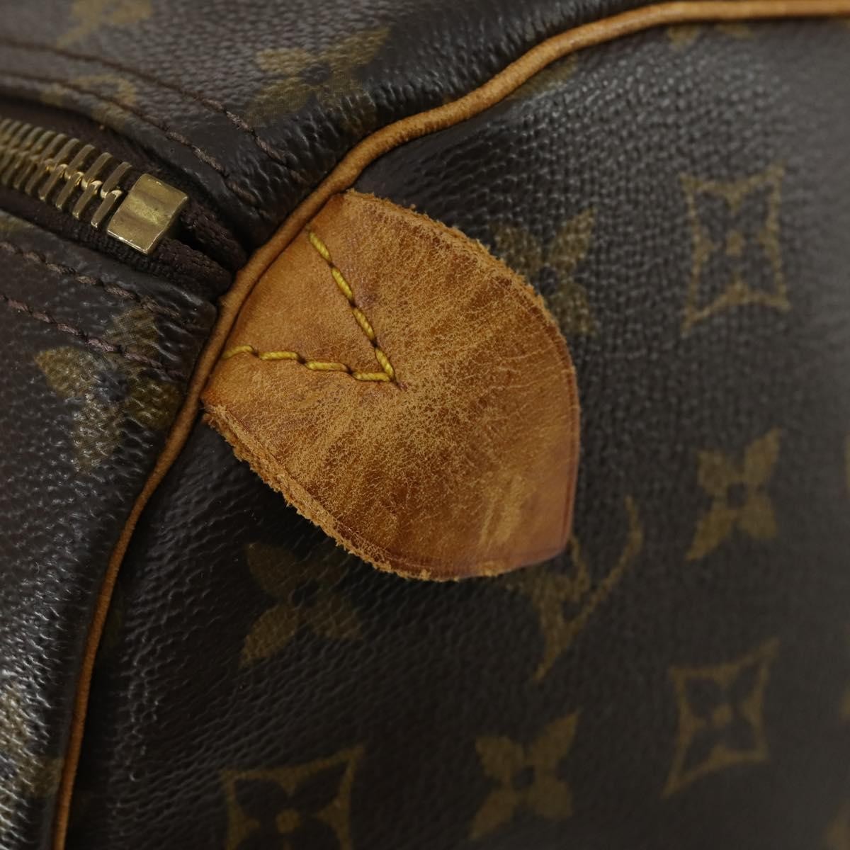 Louis Vuitton Keepall Bag Monogram Canvas Brown Canvas Travel Bag Bag (Pre-Owned)