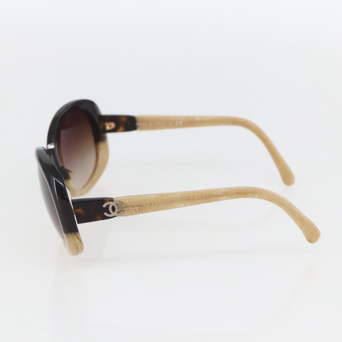 Chanel Logo Cc Sunglasses Plastic Beige Plastic Sunglasse Accessory (Pre-Owned)