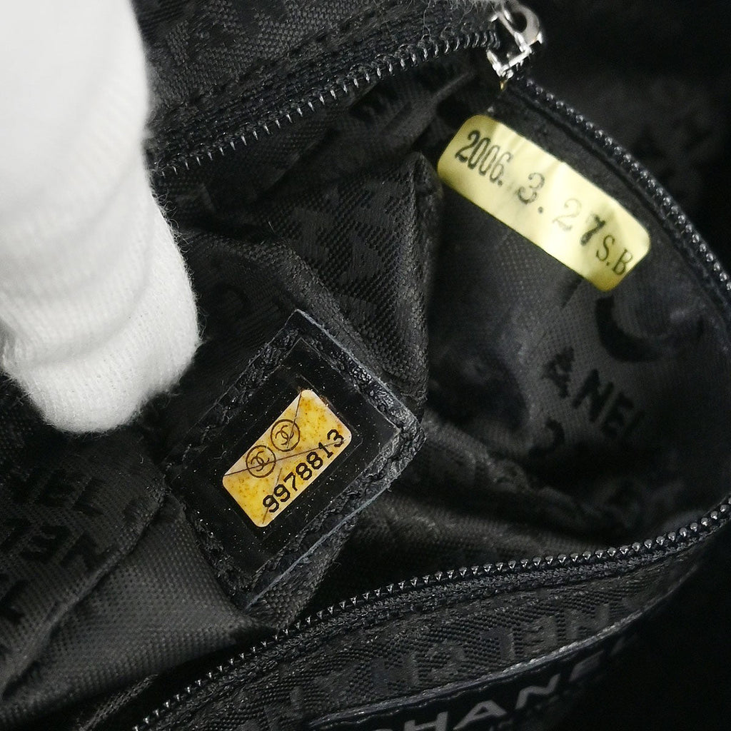 Chanel Square Stitch Bowler Bag Quilted Caviar Black Leather Shoulder Bag Bag (Pre-Owned)
