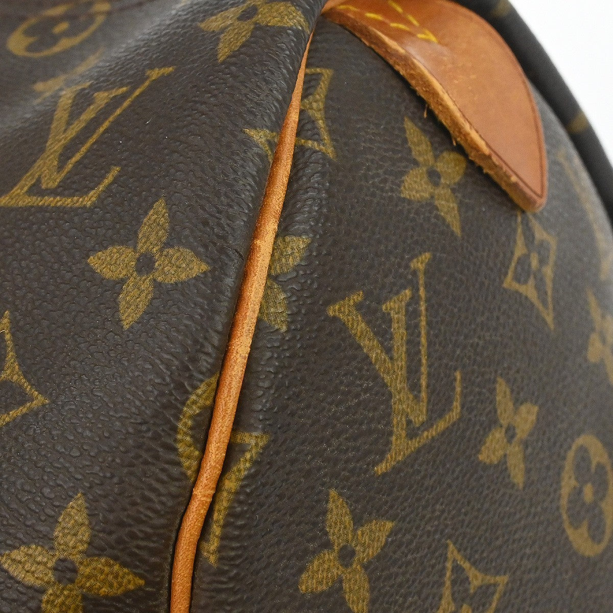 Louis Vuitton Keepall Bag Monogram Canvas Brown Canvas Travel Bag Bag (Pre-Owned)