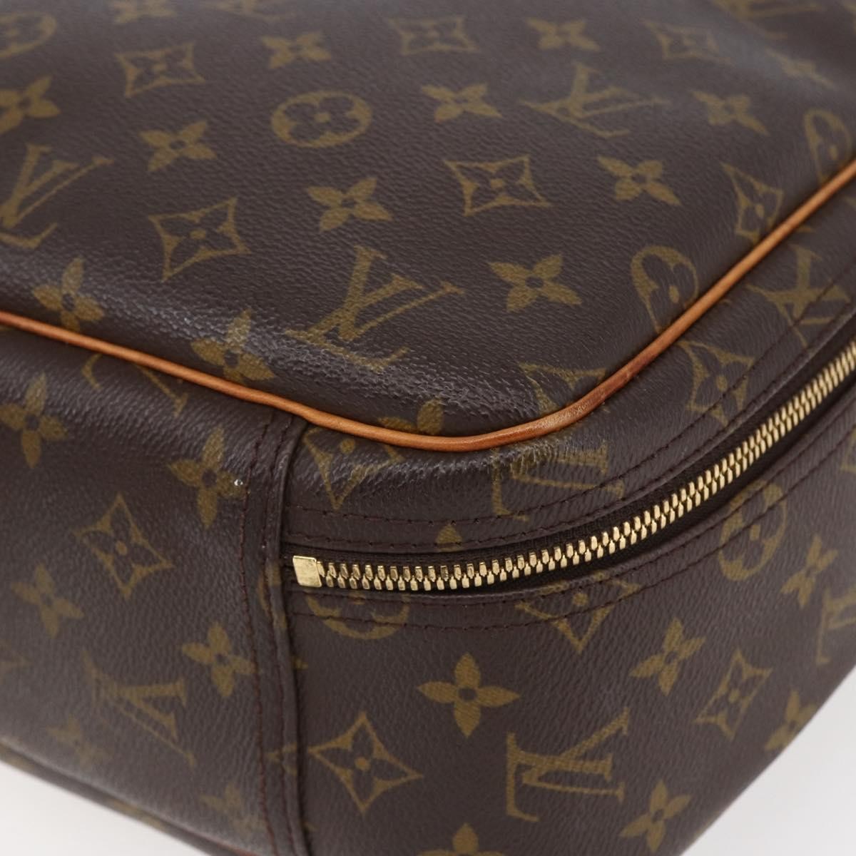 Louis Vuitton Excursion Handbag Monogram Canvas Brown Canvas Handbag (Pre-Owned)