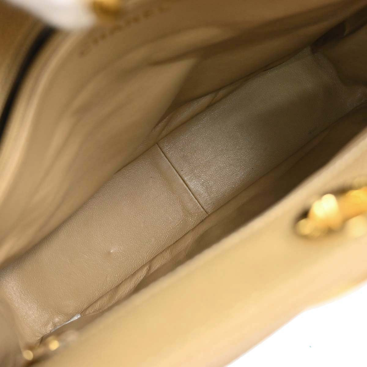 Chanel Vintage Cc Lock Pocket Tote Quilted Caviar Beige Leather Tote Bag Bag (Pre-Owned)
