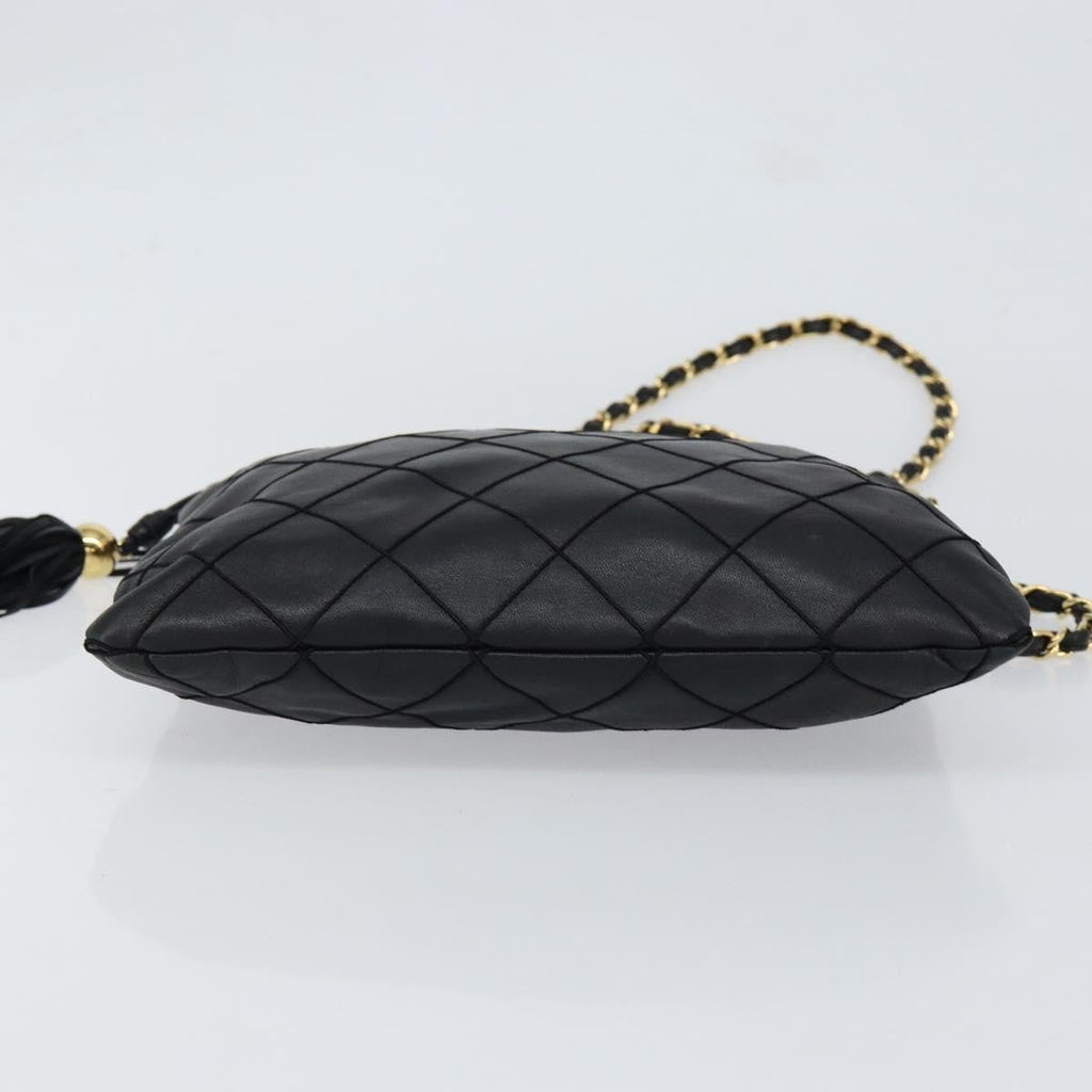 Chanel Vintage Shoulder Bag Leather Black Leather Shoulder Bag Bag (Pre-Owned)