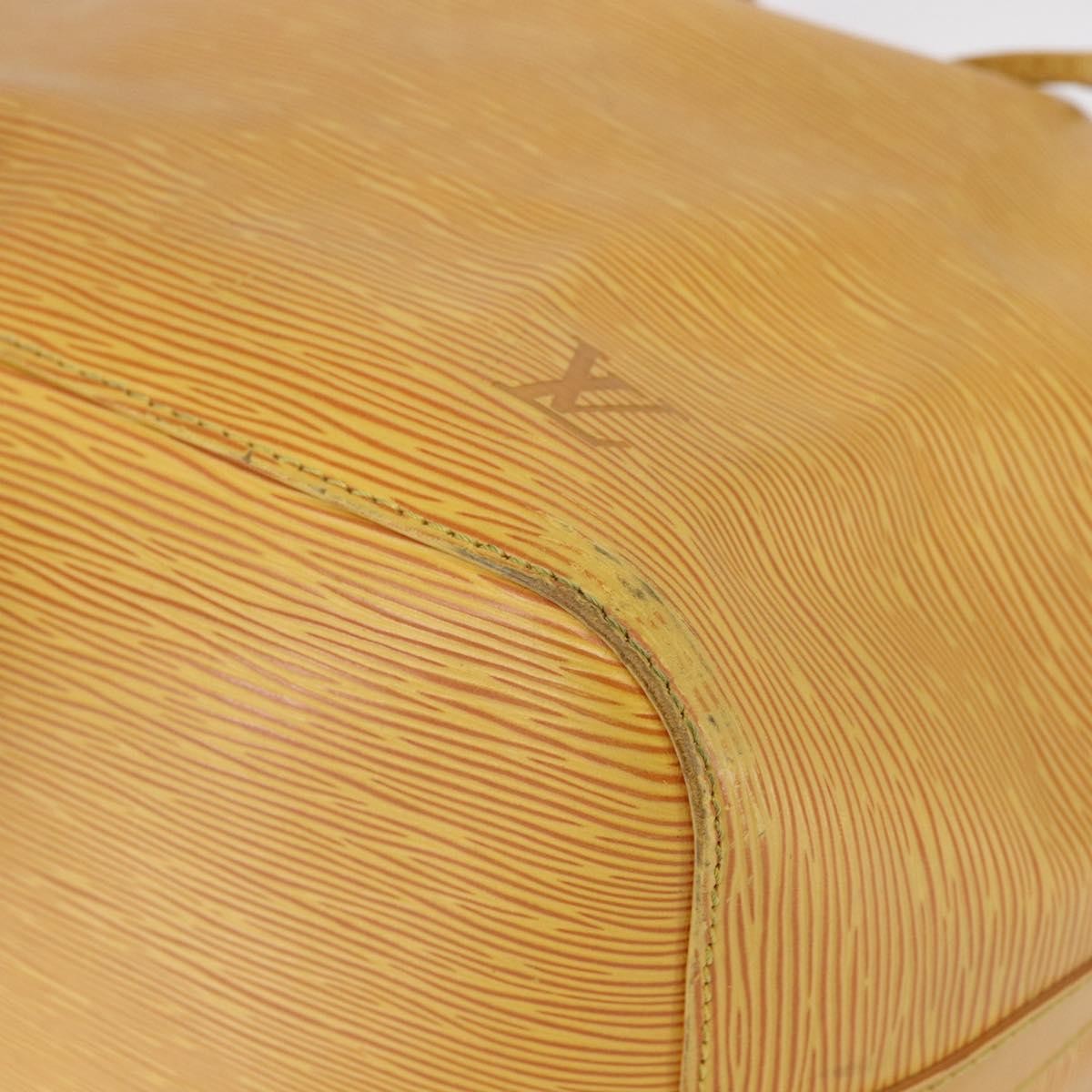 Louis Vuitton Petit Noe Handbag Epi Leather Yellow Leather Shoulder Bag Bag (Pre-Owned)