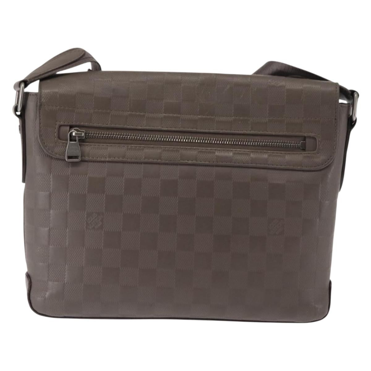Louis Vuitton District Messenger Bag Damier Infini Leather Gray Leather Shoulder Bag Bag (Pre-Owned)