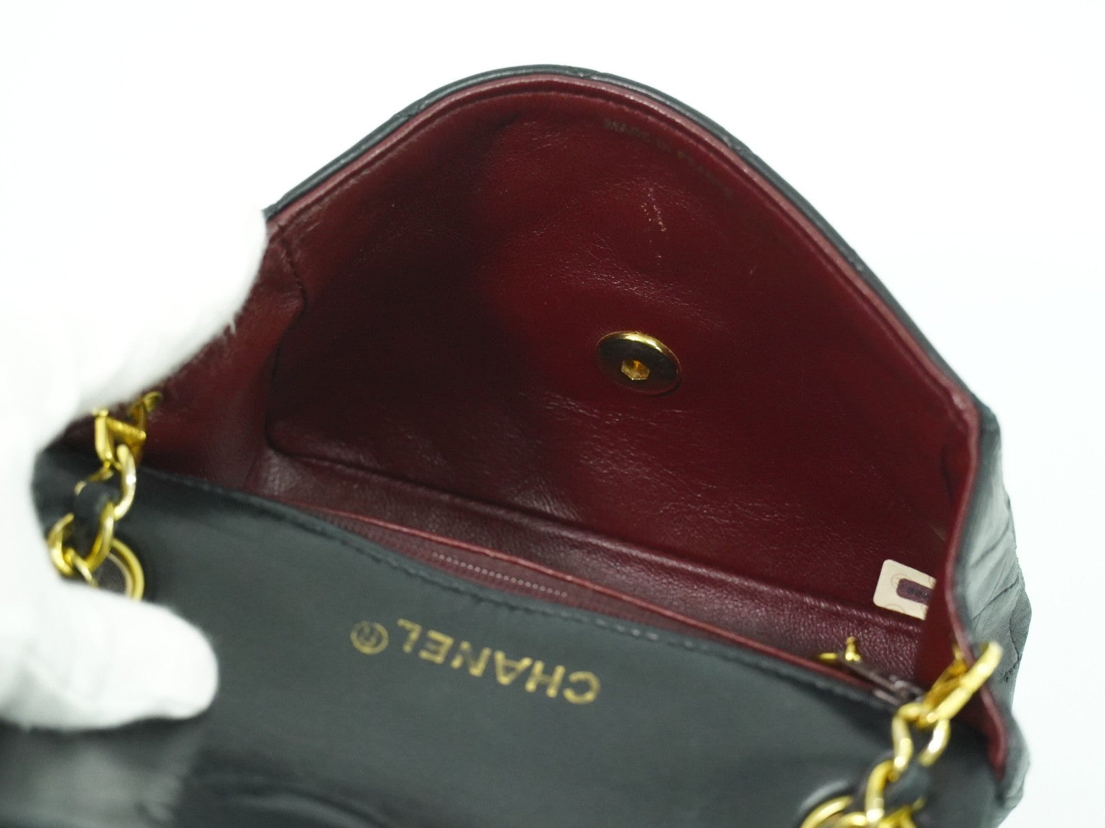 Chanel Vintage Square Classic Single Flap Bag Quilted Leather Black Leather Handbag (Pre-Owned)